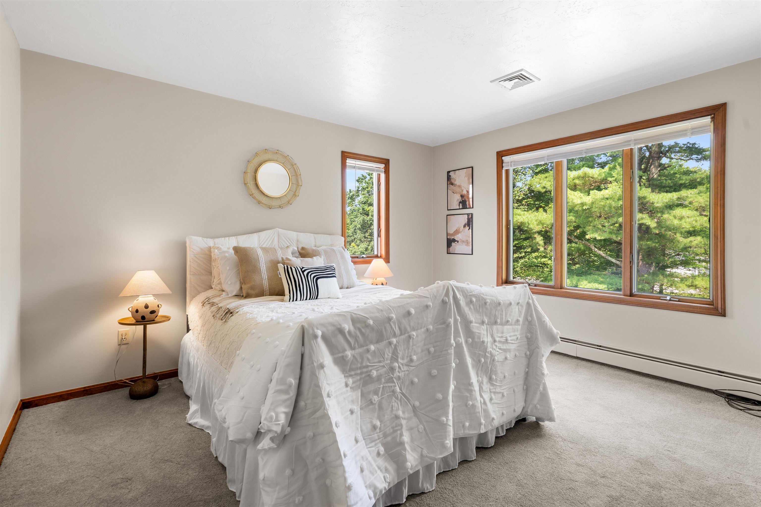 10 Roy Drive Hudson, NH 03051 - Photo 31 of 40