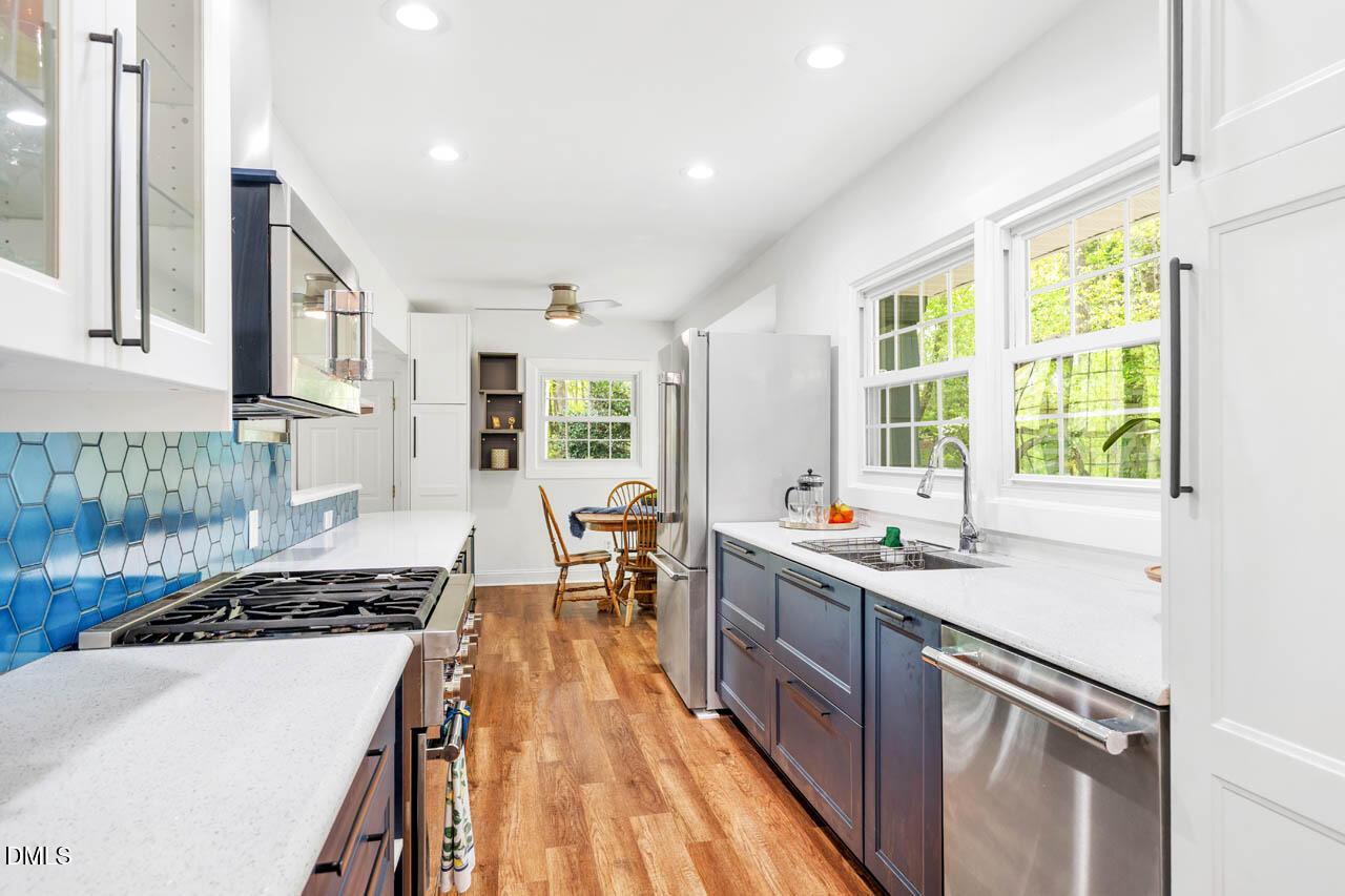 31 Mt Bolus Road Chapel Hill, NC 27514 - Photo 12 of 70