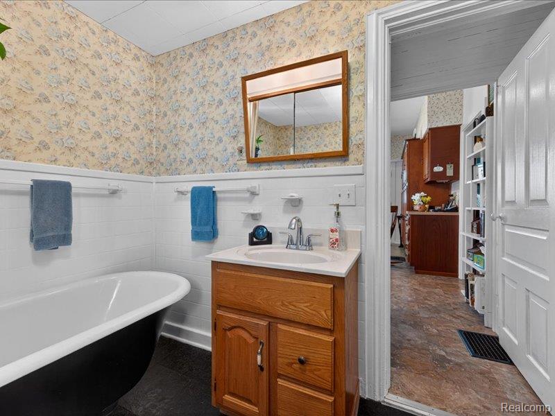 403 Lake Street Howell, MI 48843 - Photo 22 of 71