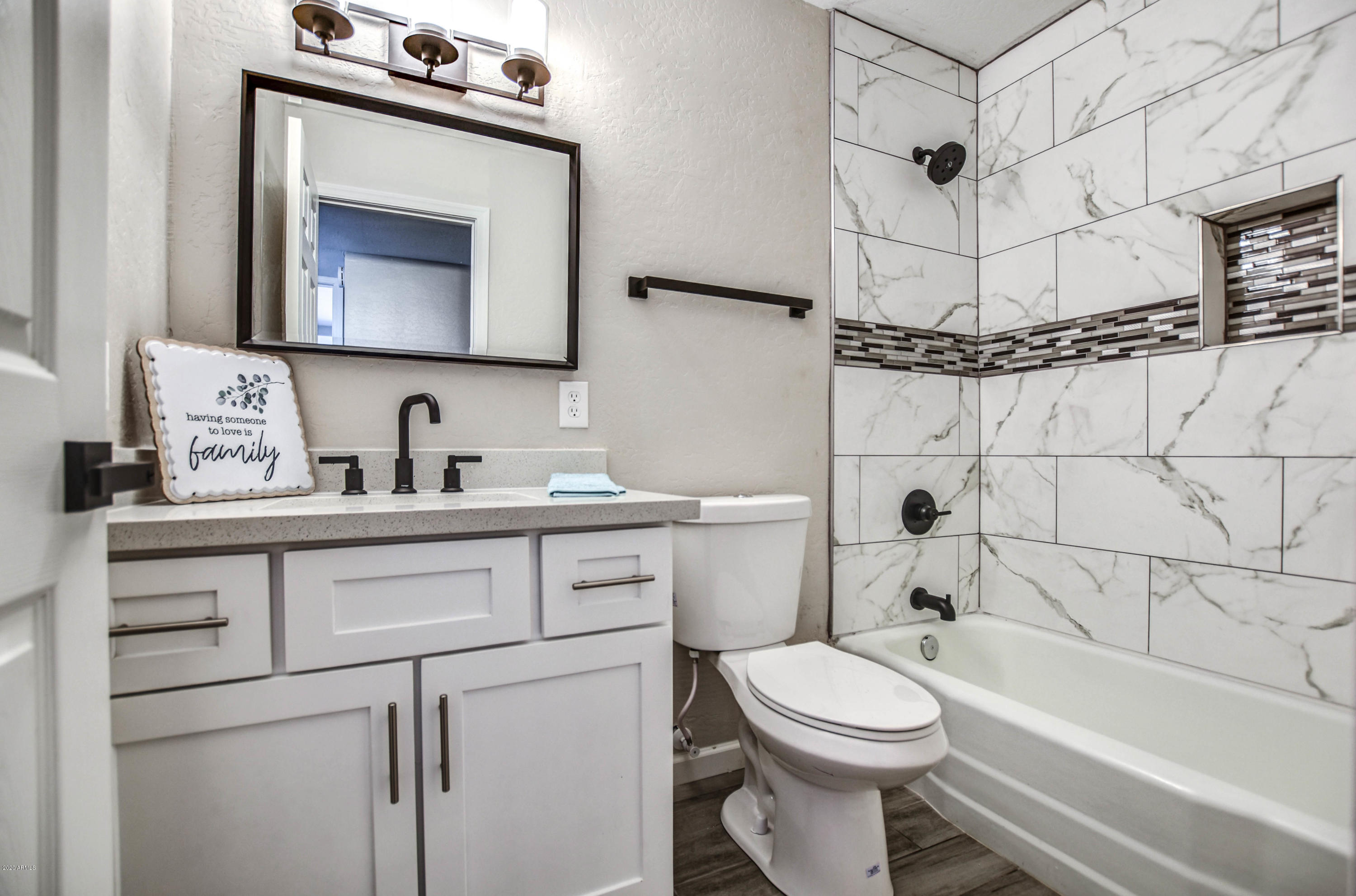 3243 West Wethersfield Road Phoenix, AZ 85029 - Photo 21 of 28 BATH 2, 1