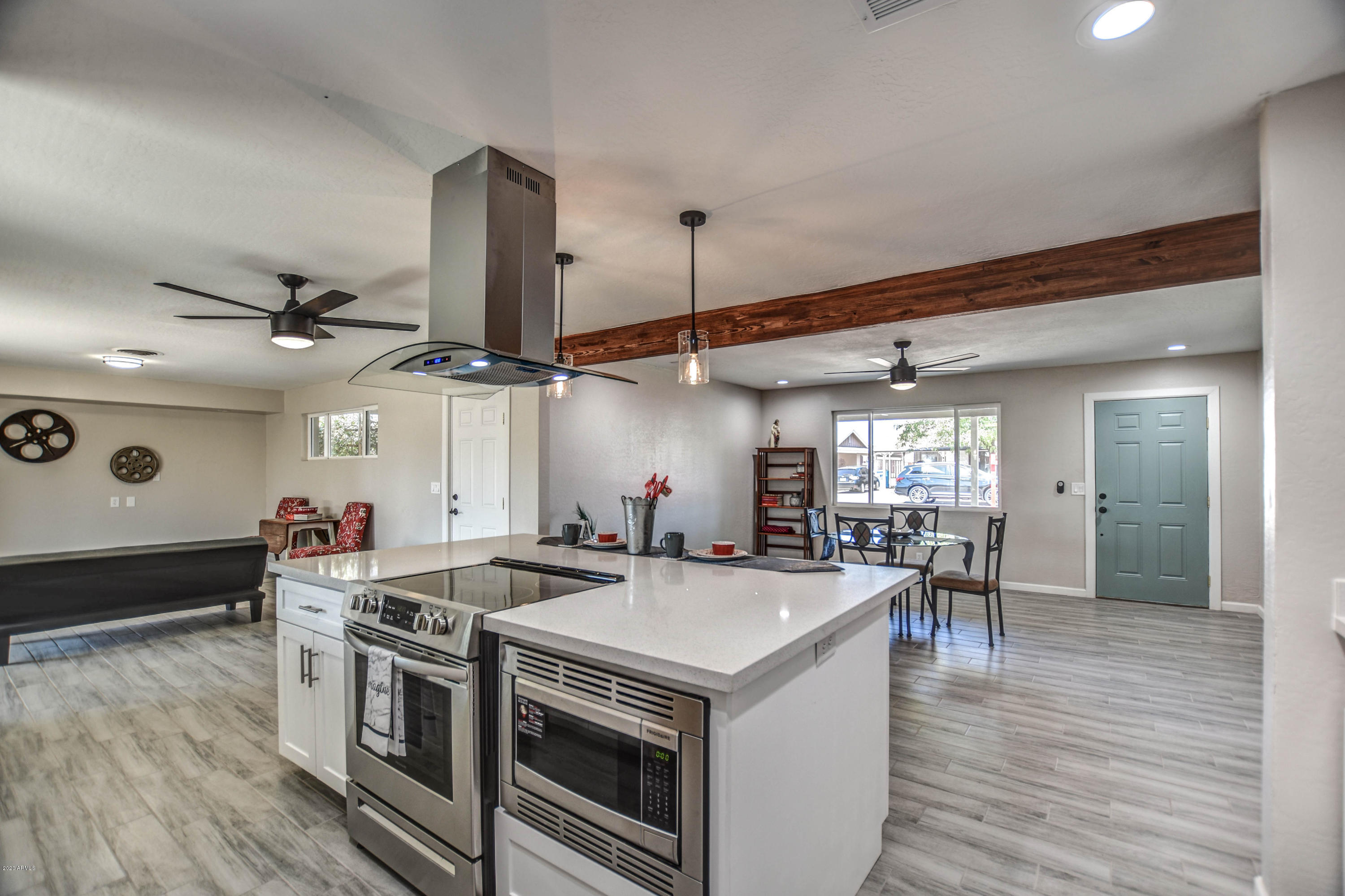 3243 West Wethersfield Road Phoenix, AZ 85029 - Photo 9 of 28 KITCHEN 7