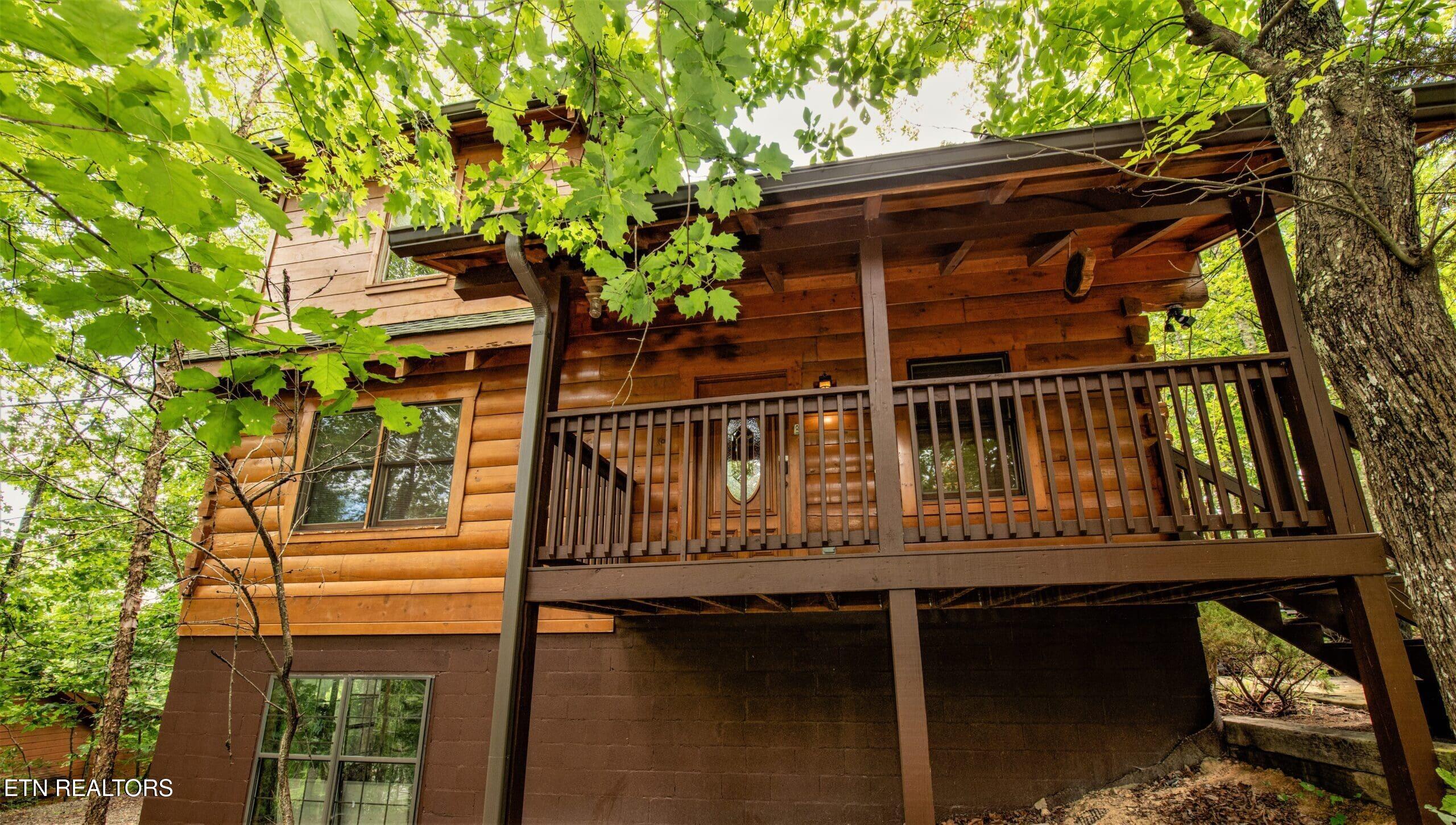 813 Lloyd Huskey Road Pigeon Forge, TN 37863 - Photo 2 of 18 ss19-scaled