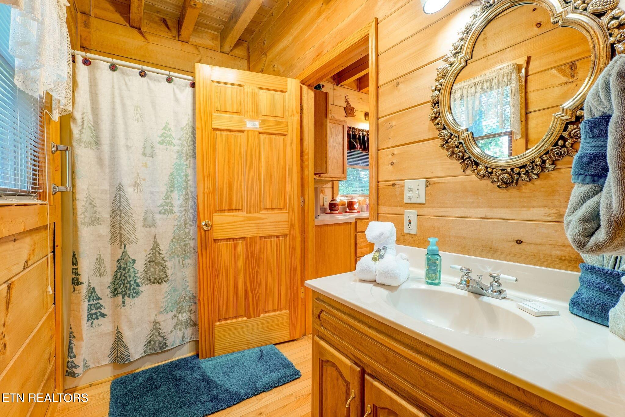 813 Lloyd Huskey Road Pigeon Forge, TN 37863 - Photo 8 of 18 ParadiseRidgeGatlinburg-22-large