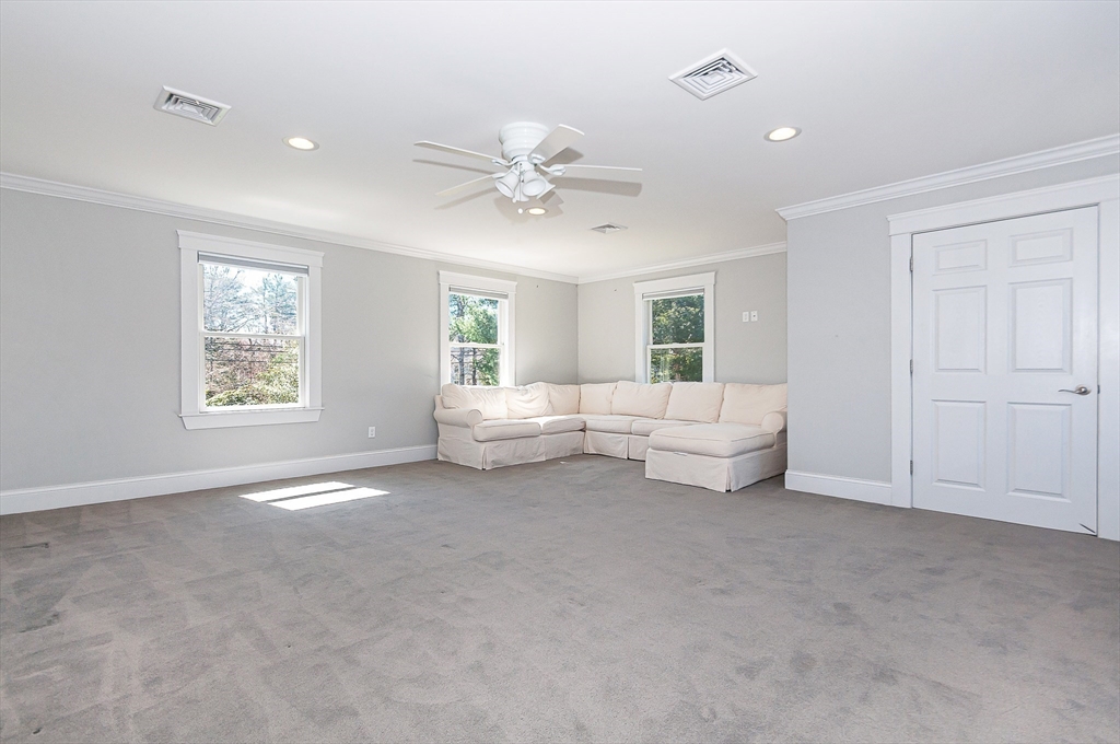 501 Point Road Marion, MA 02738 - Photo 23 of 42 a living room with furniture and white walls