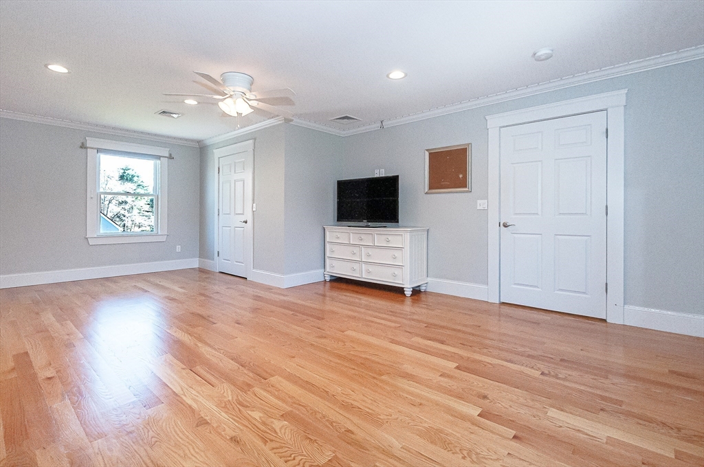 501 Point Road Marion, MA 02738 - Photo 25 of 42 a view of livingroom with hardwood floor and ceiling fan