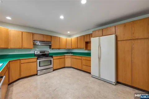 $790,000 | 26 Fischer Avenue, Nutley, NJ 07110