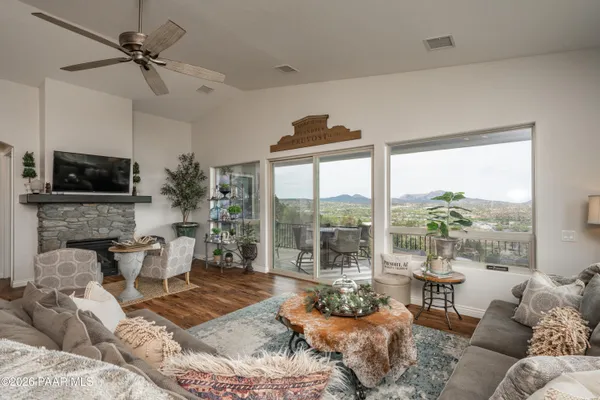 $874,900 | 239 Point Of View, Prescott, AZ 86303