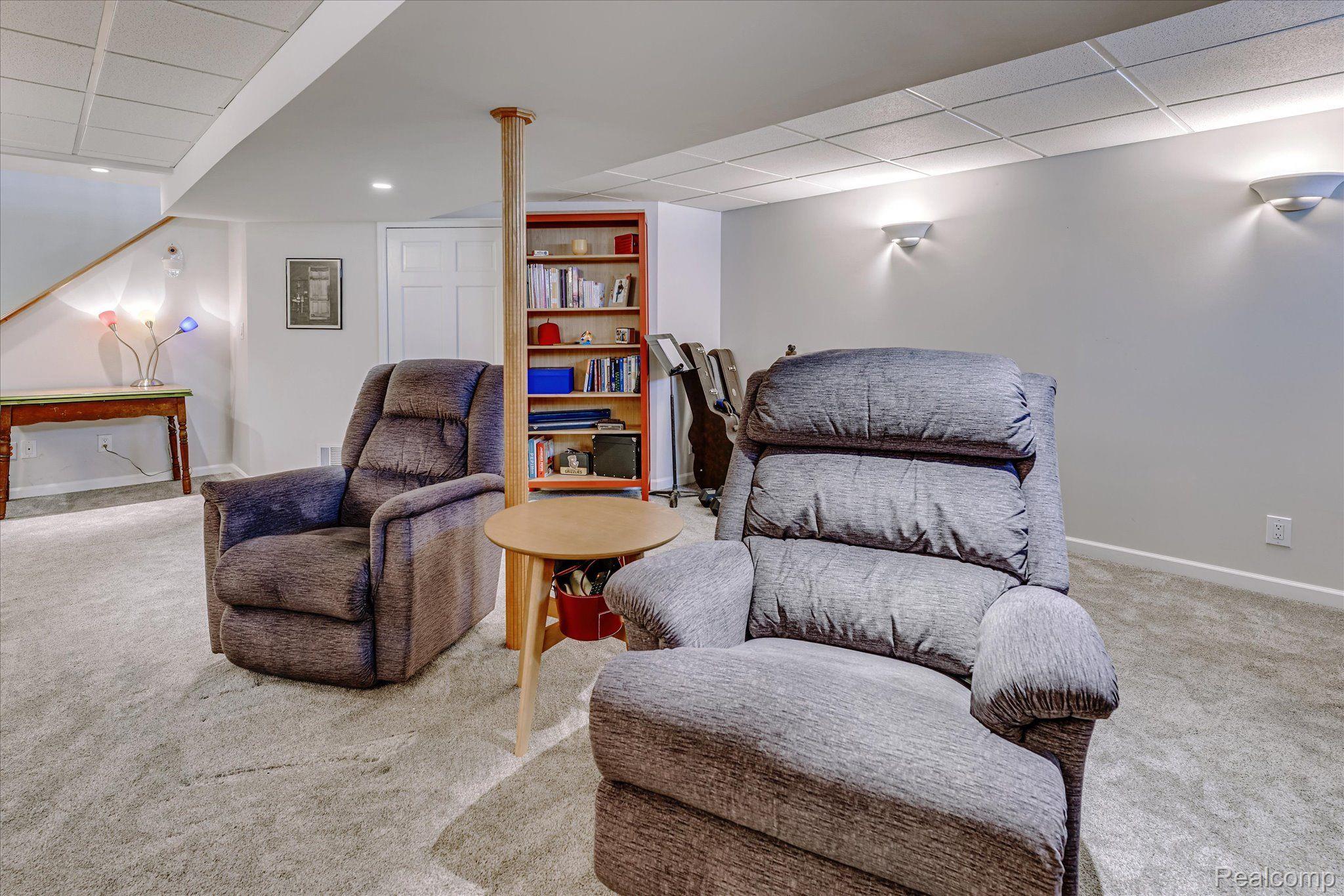 645 Grace Avenue Rochester, MI 48307 - Photo 43 of 62 Gallery Image 43