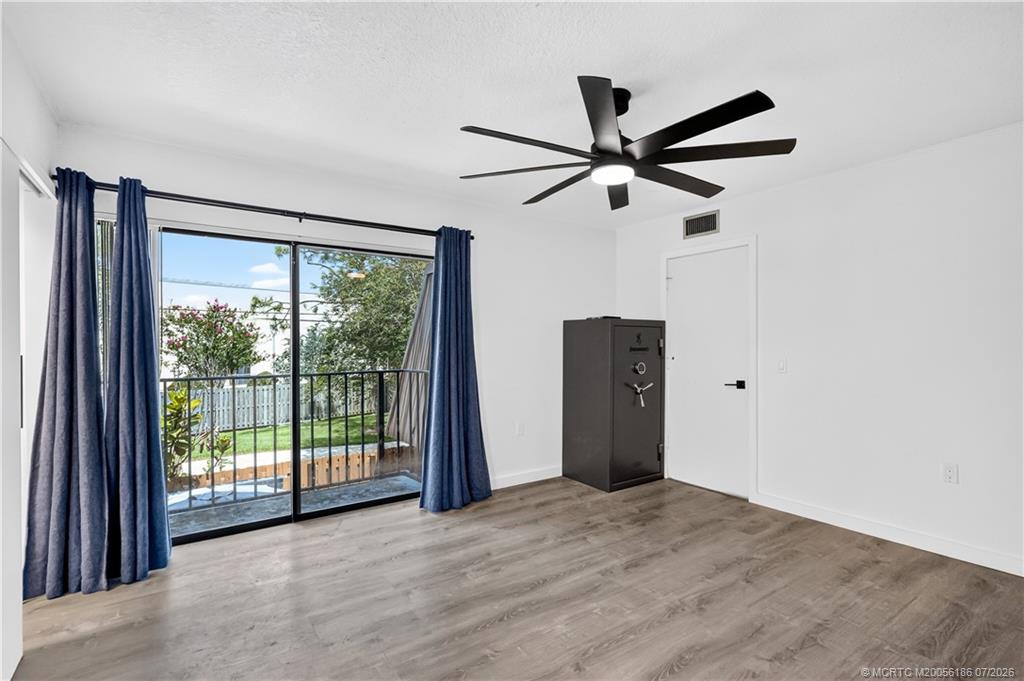 5708 Southeast Windsong Lane Stuart, FL 34997 - Photo 13 of 25
