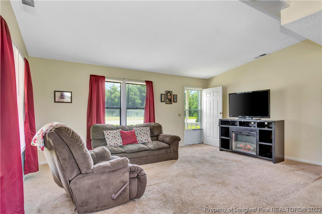 239 Tar Heel Road Lumberton, NC 28358 - Photo 4 of 27 Gallery Image 4