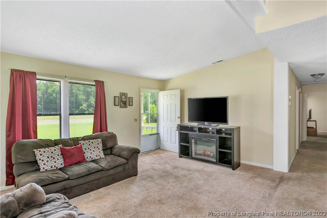 239 Tar Heel Road Lumberton, NC 28358 - Photo 5 of 27 Gallery Image 5