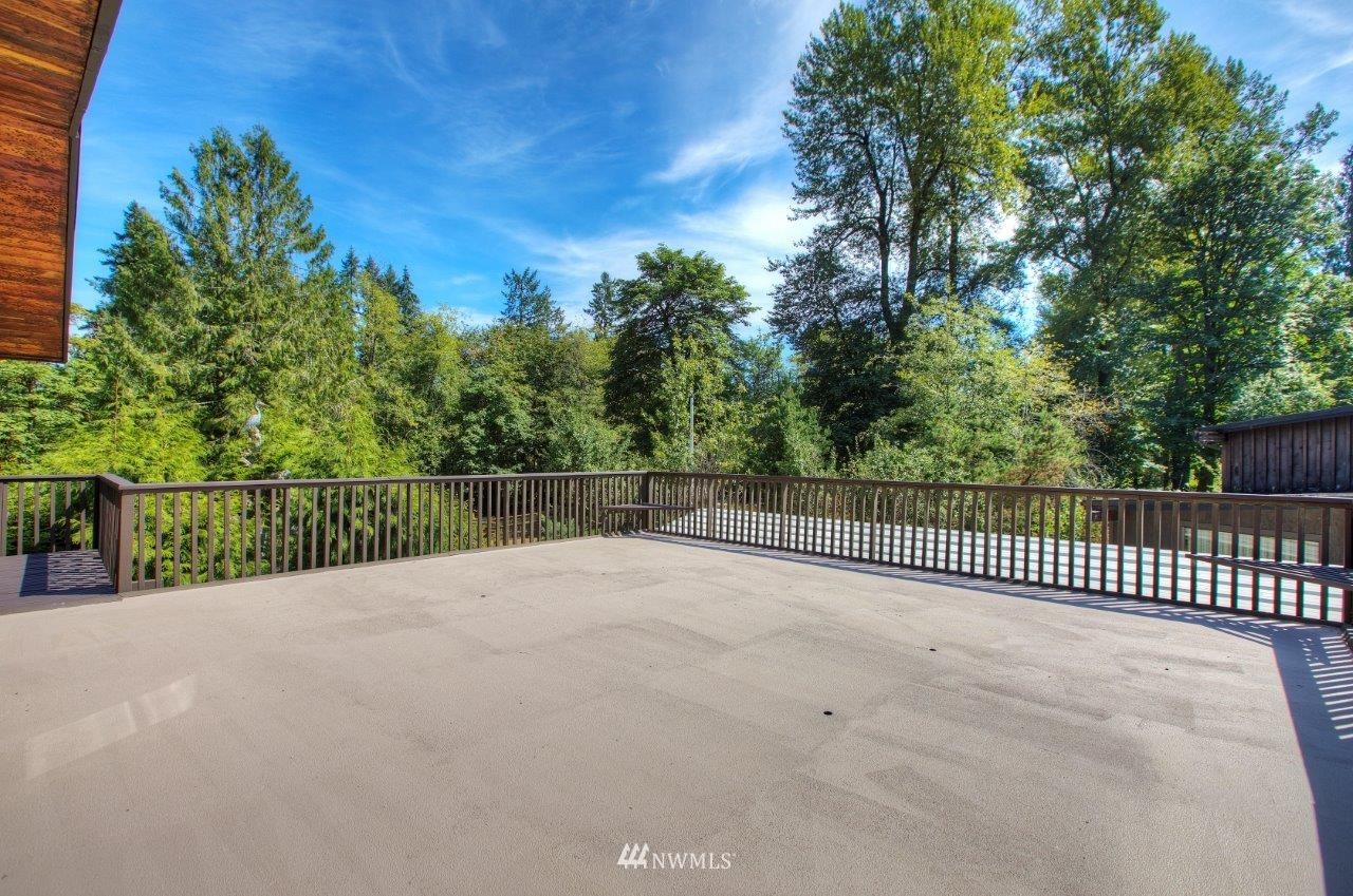 22004 Southeast Bain Road Renton, WA 98058 - Photo 19 of 27 a view of backyard with green space