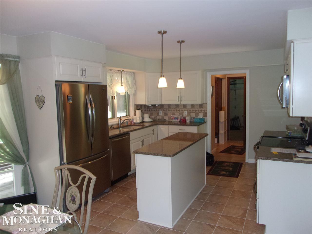 8819 Stone Road Algonac, MI 48001 - Photo 22 of 31 31293372-21.JPG