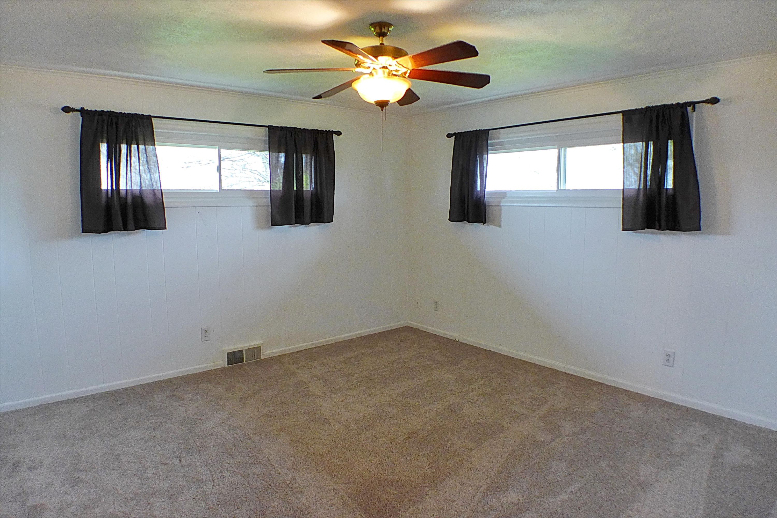 5805 Troy Road Springfield, OH 45502 - Photo 11 of 14 Gallery Image 11