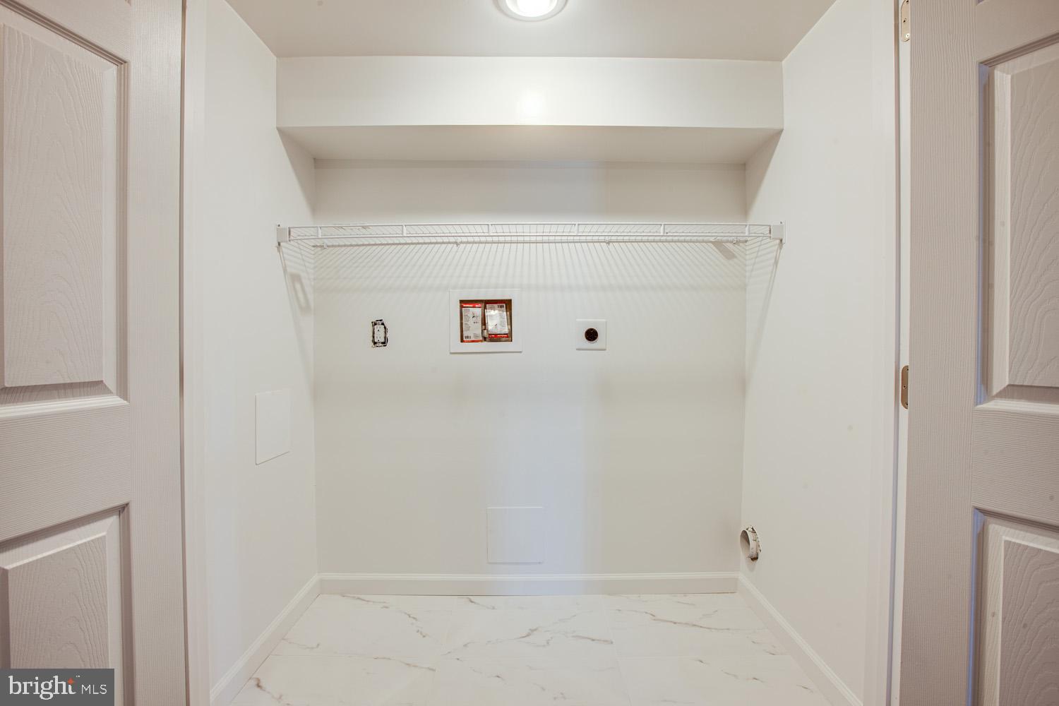 4120 Anderson Road Triangle, VA 22172 - Photo 26 of 30 Laundry room