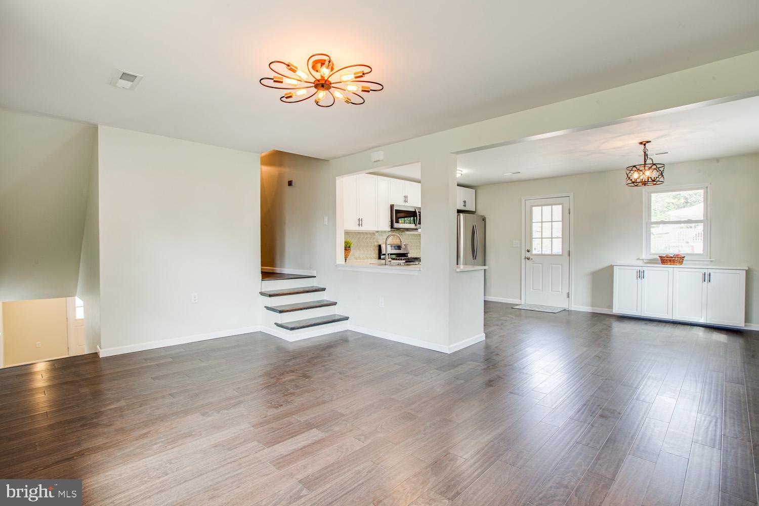4120 Anderson Road Triangle, VA 22172 - Photo 4 of 30 Family room