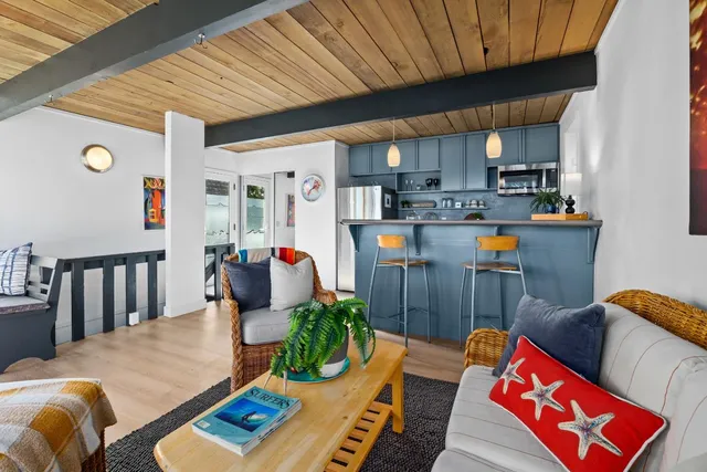 $2,890,000 | 360 36th Avenue, Santa Cruz, CA 95062