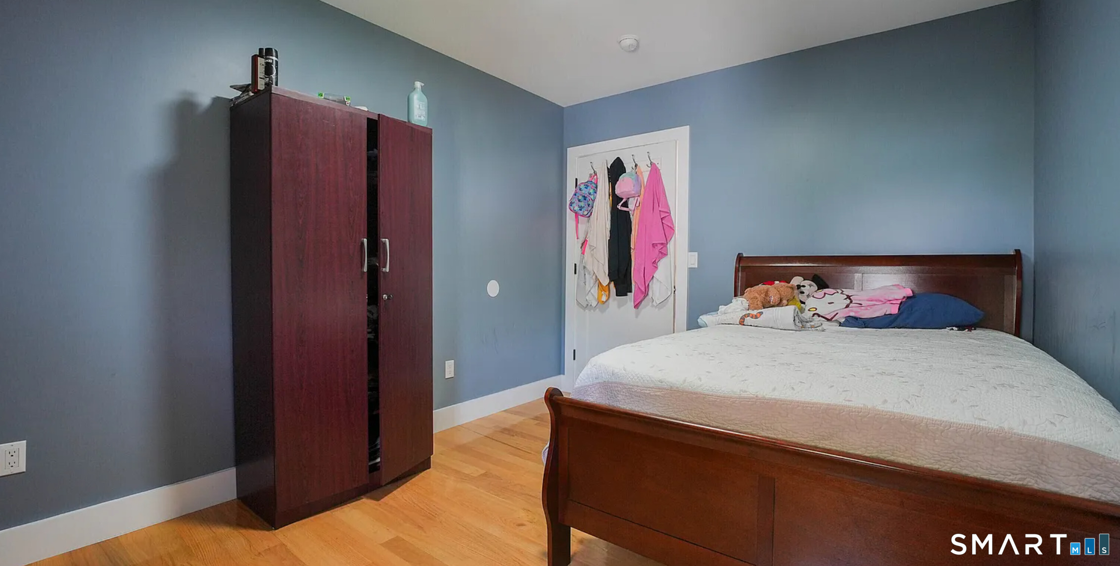 849 Frost Road Waterbury, CT 06705 - Photo 8 of 35 Gallery Image 8