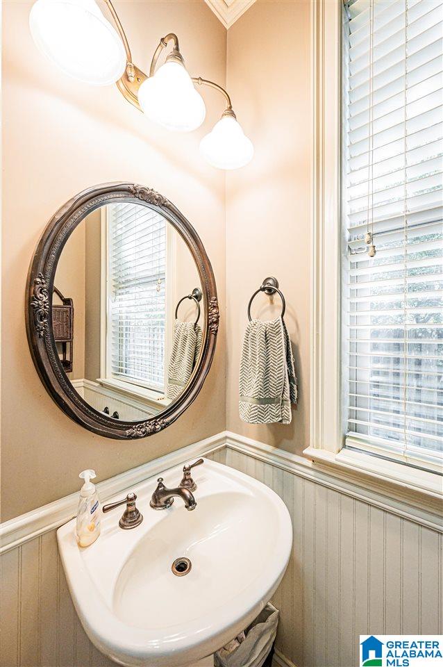 525 Cahaba Manor Lane Pelham, AL 35124 - Photo 20 of 47