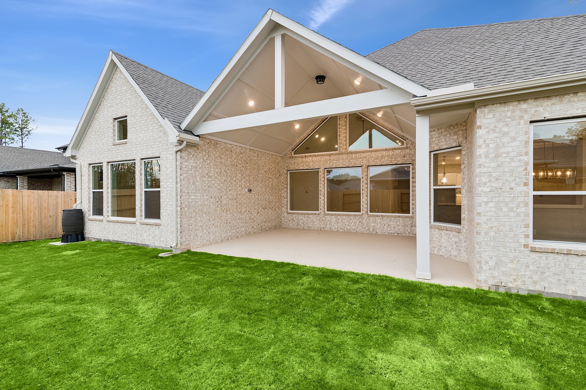 15811 Moran Meadow Street Conroe, TX 77302 - Photo 10 of 48