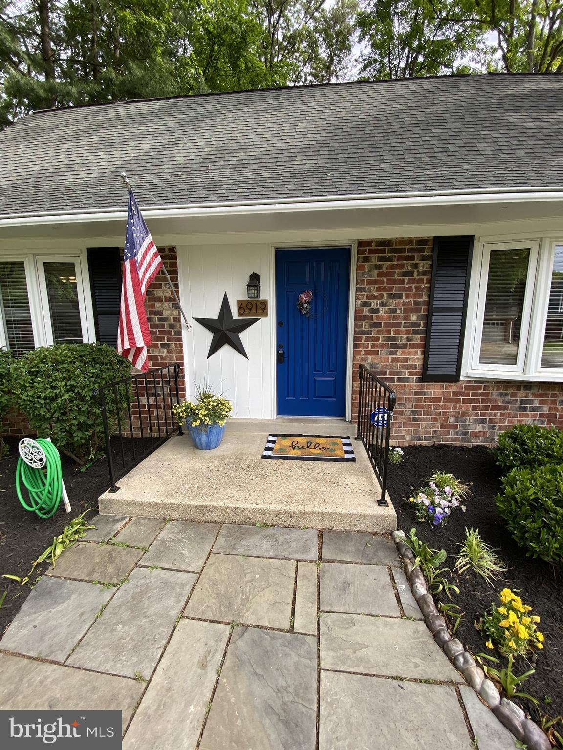 6919 Vancouver Road Springfield, VA 22152 - Photo 2 of 67 This home Exudes CHARM!!!