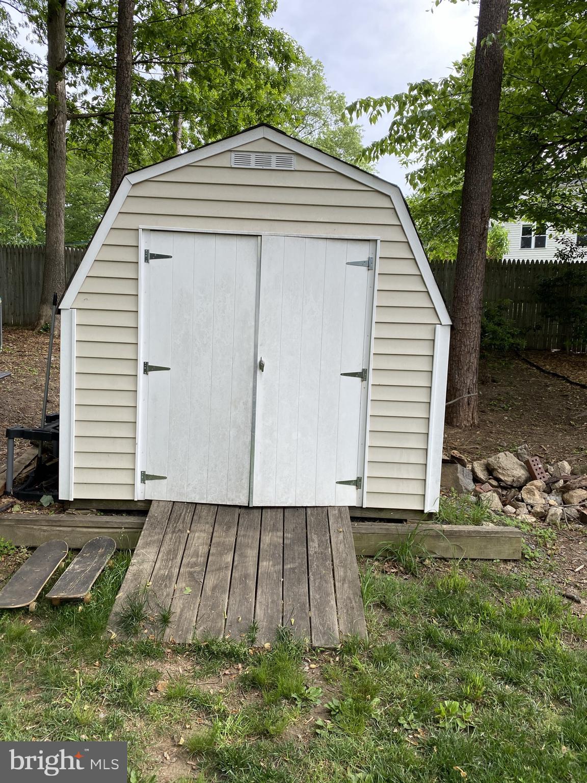6919 Vancouver Road Springfield, VA 22152 - Photo 17 of 67 Shed for Lawn Equipment!