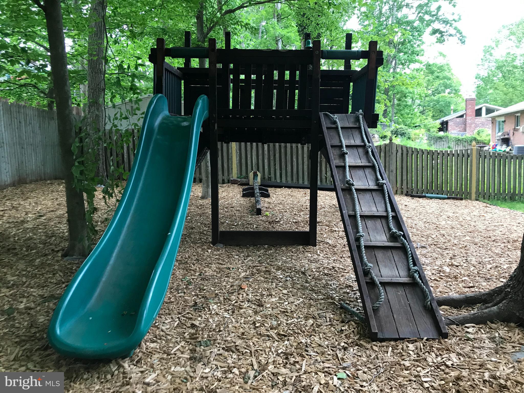 6919 Vancouver Road Springfield, VA 22152 - Photo 22 of 67 Play in your Own Backyard for Hours!!