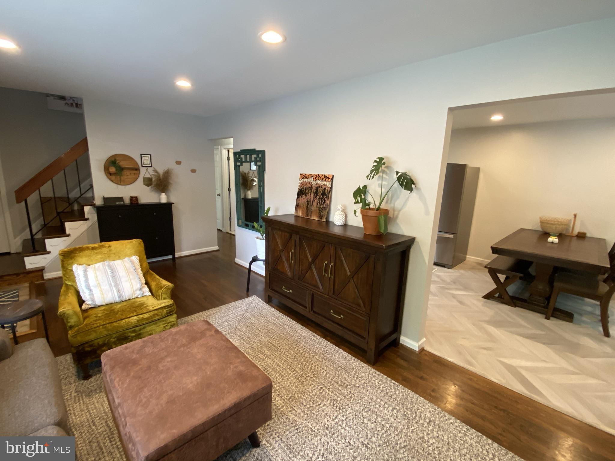 6919 Vancouver Road Springfield, VA 22152 - Photo 36 of 67 Tim e to Relax at Home!