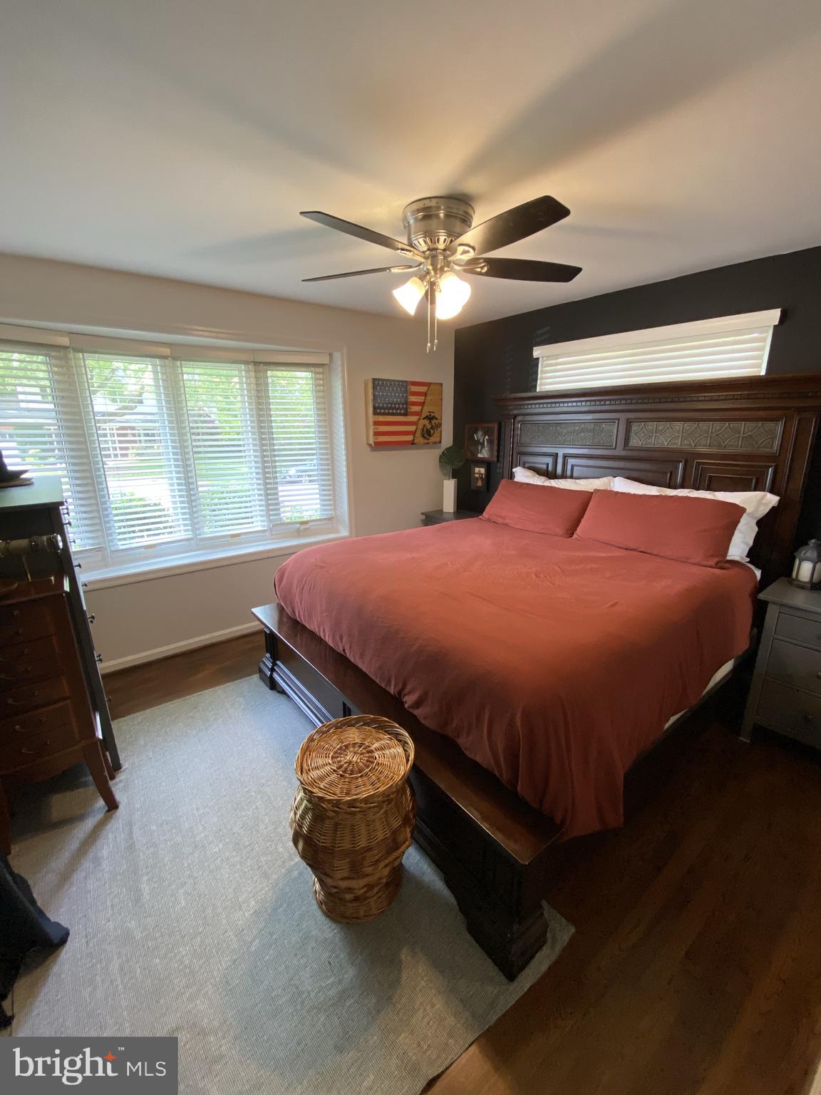 6919 Vancouver Road Springfield, VA 22152 - Photo 38 of 67 Killer Main Level Master! Fits King Sized Bed!