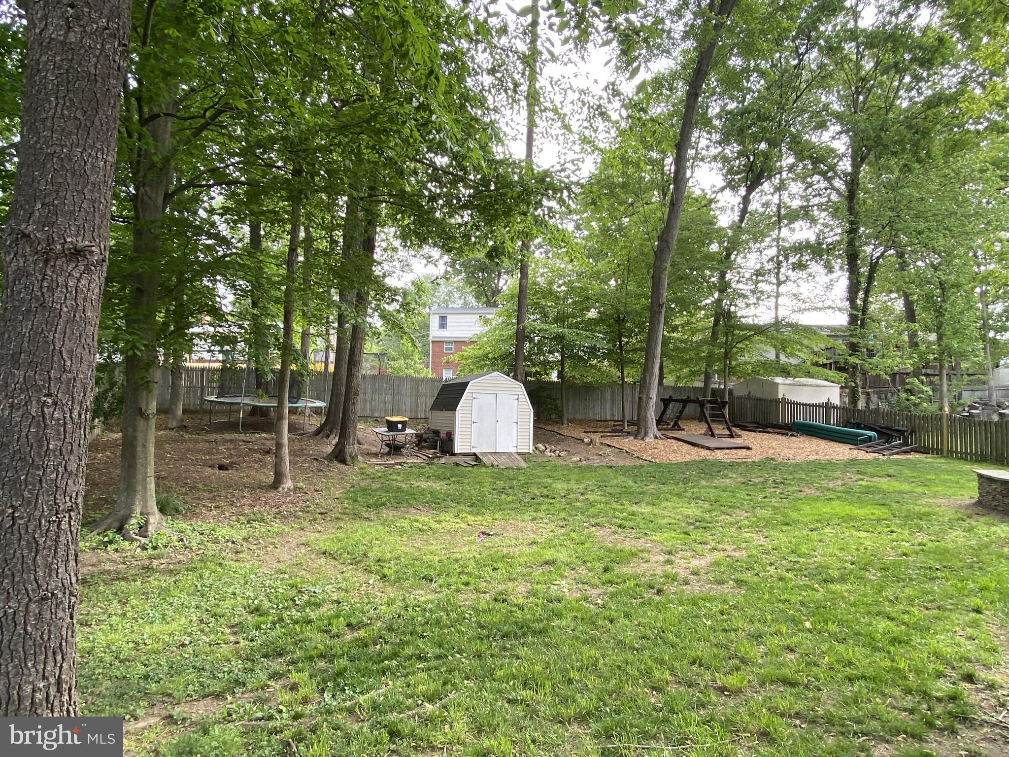 6919 Vancouver Road Springfield, VA 22152 - Photo 6 of 67 Don't get LOST in this Immense FLAT Rear Yard!