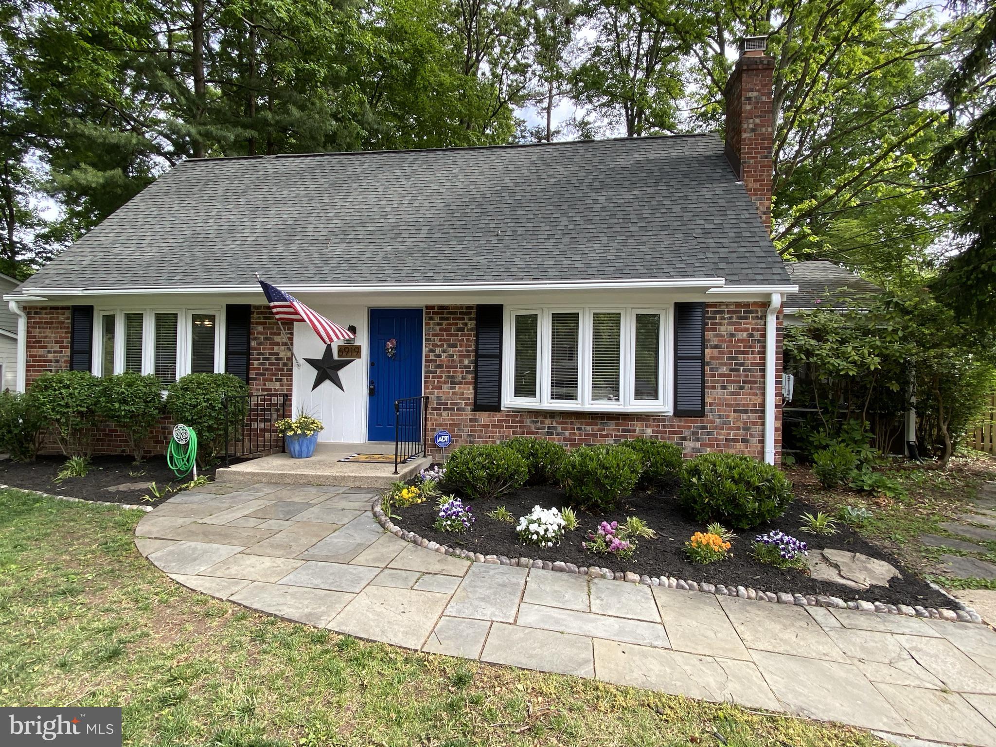 6919 Vancouver Road Springfield, VA 22152 - Photo 8 of 67 Renovated Top to Bottom!! Inside and Out!