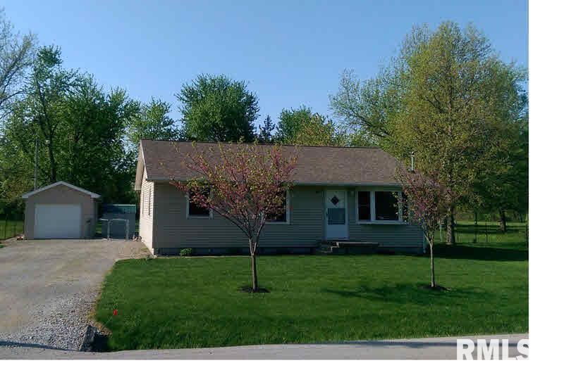 605 Charles Road Carbondale, IL 62901 - Photo 1 of 19