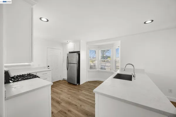 $949,000 | 2218 82nd Avenue, Oakland, CA 94605