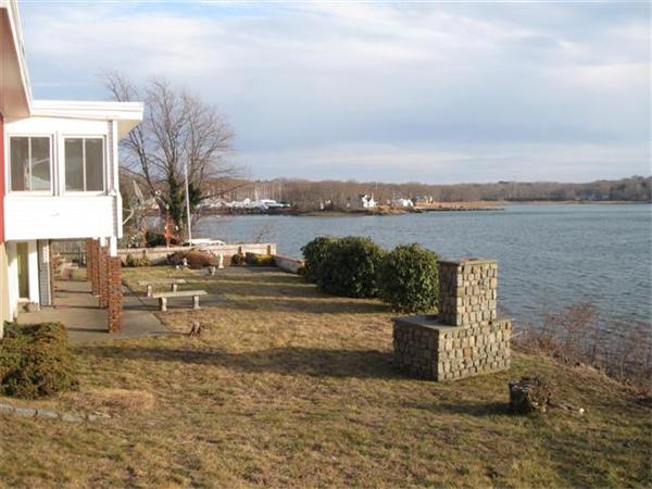 43 Anna Road Weymouth, MA 02191 - Photo 1 of 13 Gallery Image 1