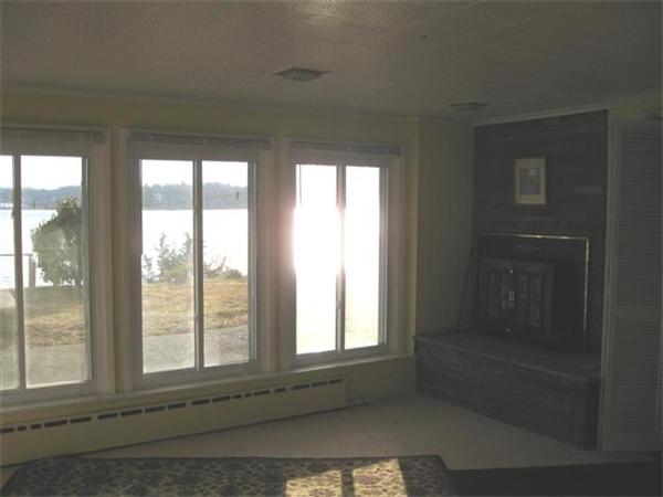 43 Anna Road Weymouth, MA 02191 - Photo 8 of 13 Gallery Image 8