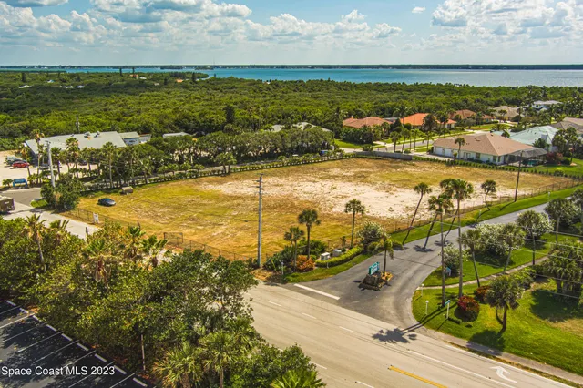 $1,800,000 | 5660 South Hwy A1A, Melbourne Beach, FL 32951