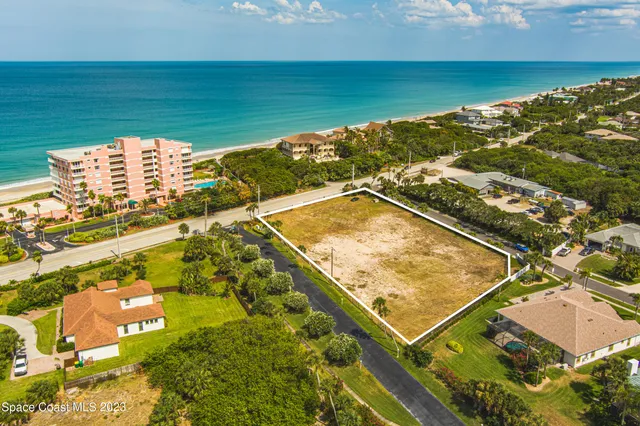 $1,800,000 | 5660 South Hwy A1A, Melbourne Beach, FL 32951