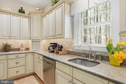 $1,100,000 | 2012 Cortland Road, Davidsonville, MD 21035