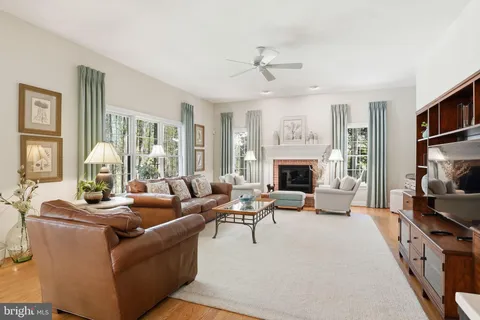 $1,100,000 | 2012 Cortland Road, Davidsonville, MD 21035