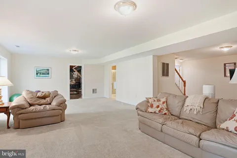 $1,100,000 | 2012 Cortland Road, Davidsonville, MD 21035