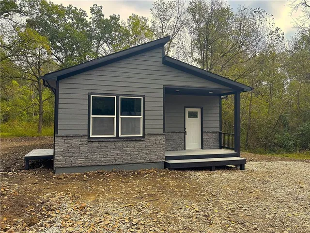 $250,000 | 100 A Street, Creighton, MO 64739