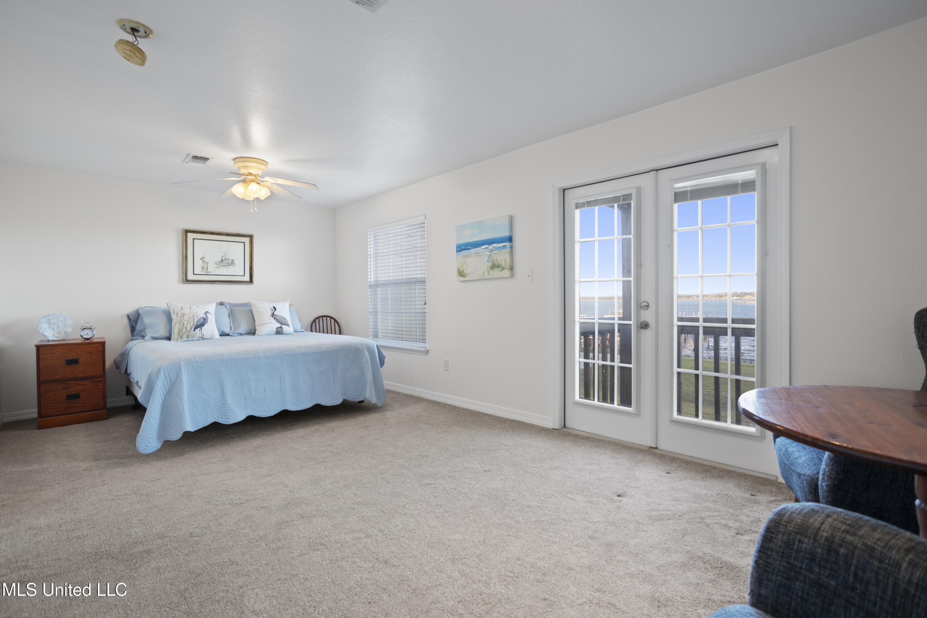 495 Old Popp's Ferry Road, Unit 25 Biloxi, MS 39531 - Photo 22 of 58 Primary Suite 1