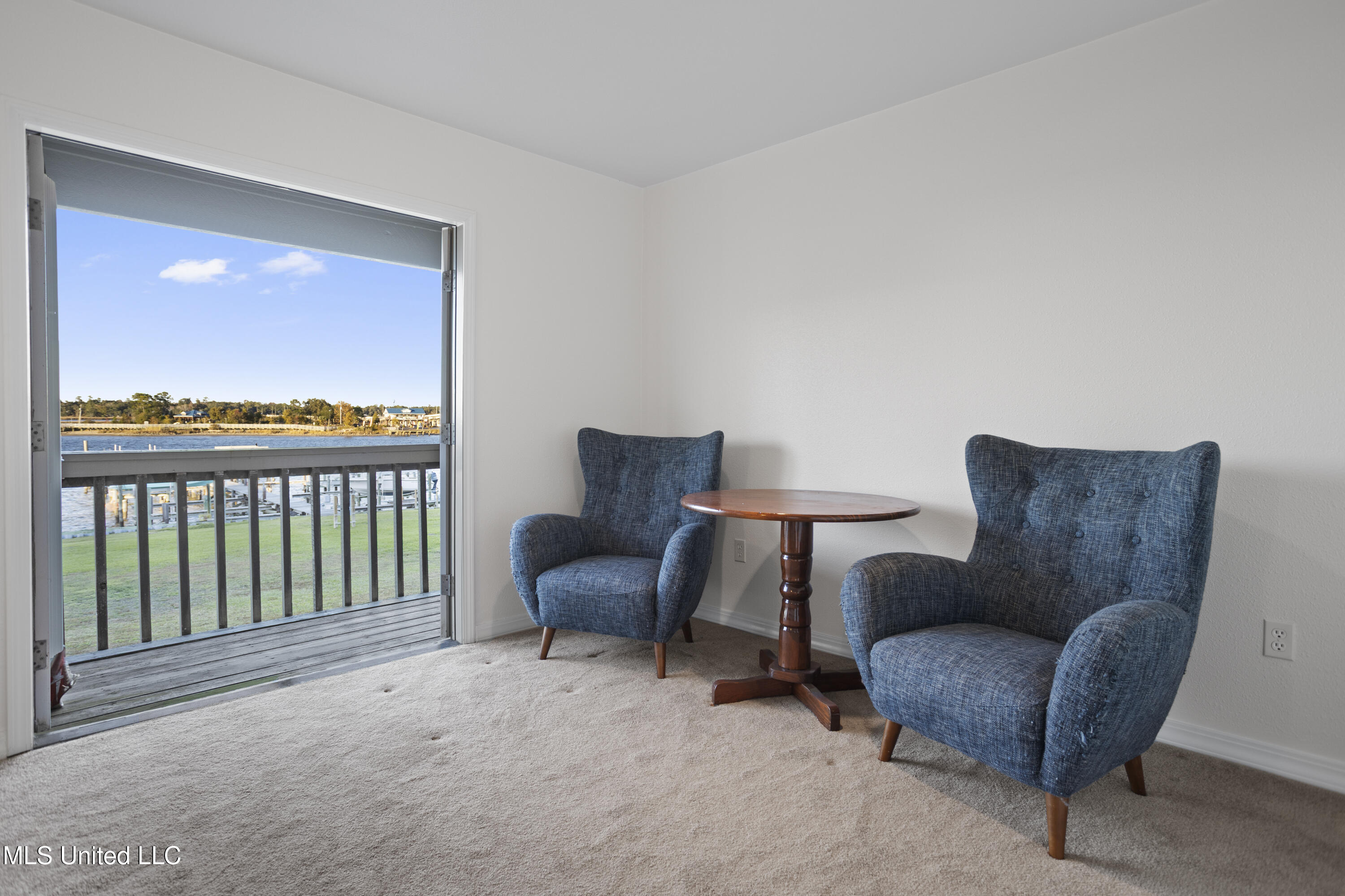 495 Old Popp's Ferry Road, Unit 25 Biloxi, MS 39531 - Photo 24 of 58 Primary Suite 1