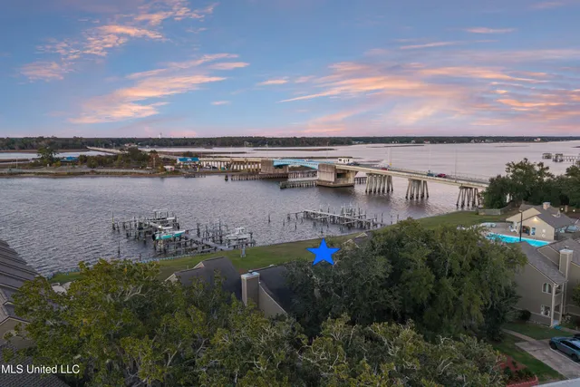 $270,000 | 495 Old Popp's Ferry Road, Unit 25, Biloxi, MS 39531