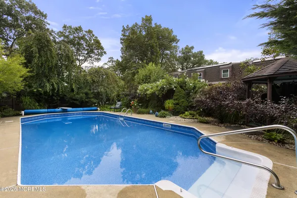 $1,100,000 | 523 South Cooks Bridge Road, Jackson, NJ 08527