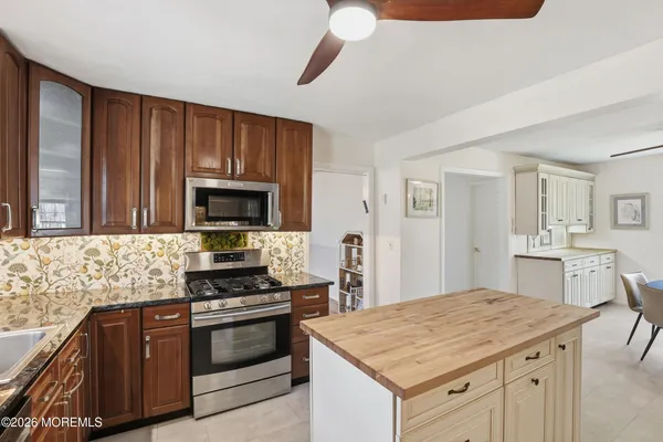 $1,100,000 | 523 South Cooks Bridge Road, Jackson, NJ 08527
