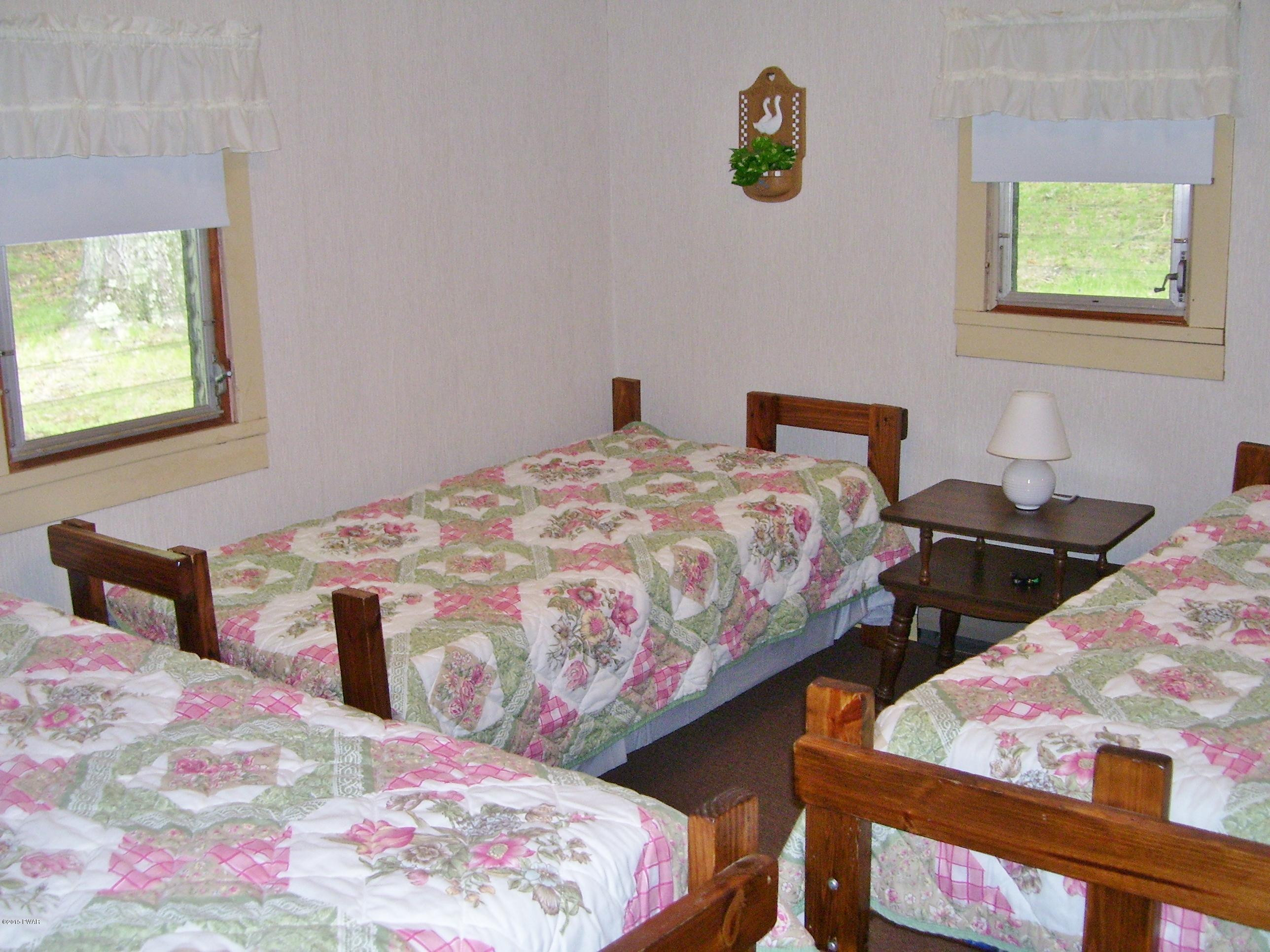 105 Ridgefield Point Road Greentown, PA 18426 - Photo 22 of 41 Gallery Image 22