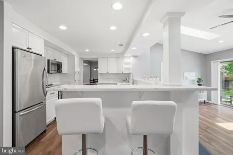 $819,000 | 15004 DuFief Drive, Gaithersburg, MD 20878