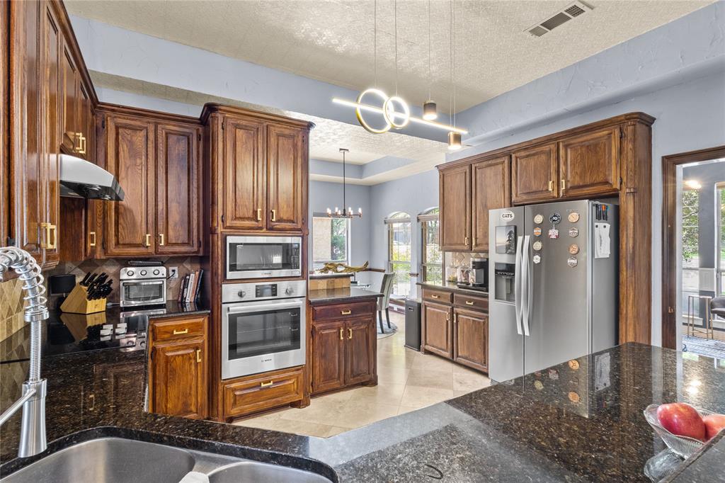 920 Rush Creek Road Keller, TX 76248 - Photo 8 of 25