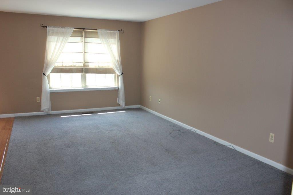 910 Vine Street Perkasie, PA 18944 - Photo 4 of 9